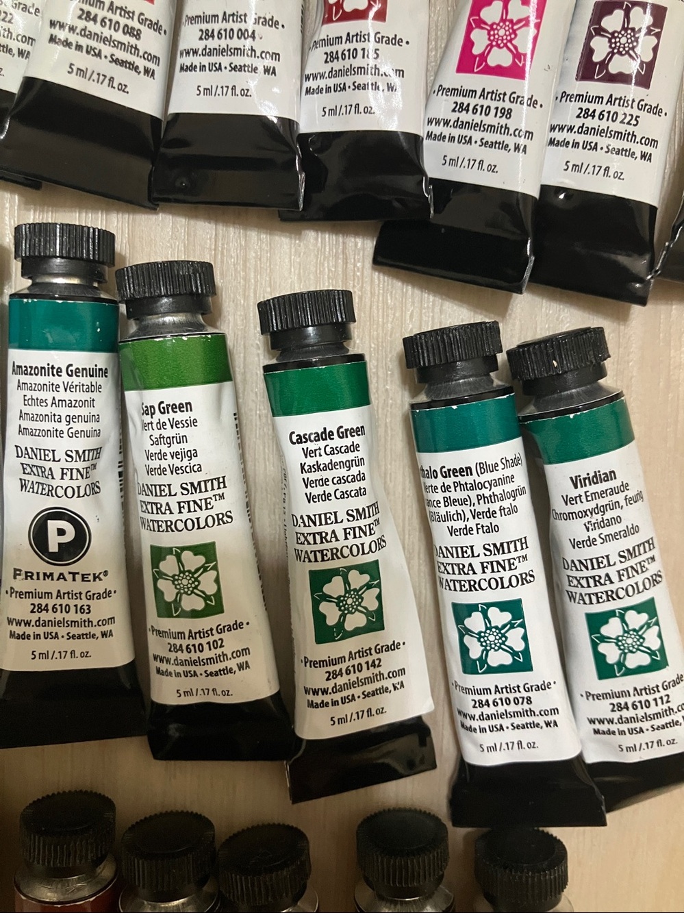Daniel Smith Extra Fine Watercolor Paint Tube Set – 24 Colors - Picture 3 of 6
